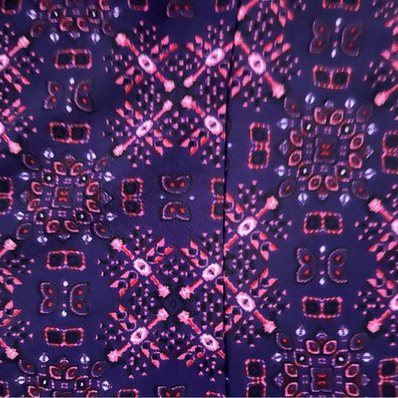 LulaRoe geometric print pencil skirt - Picture 4 of 4